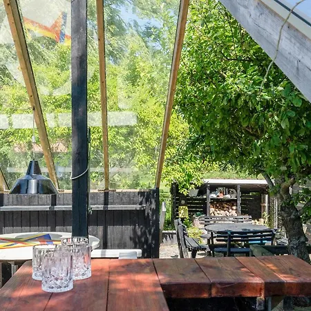 3 Bedroom Amazing In Dannemare