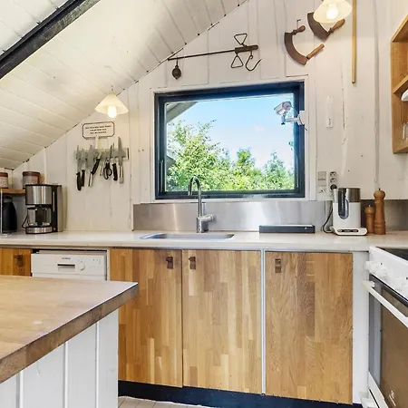 3 Bedroom Amazing In Ferienhaus