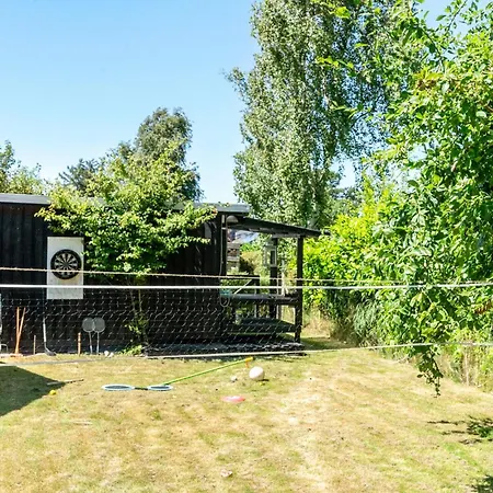 3 Bedroom Amazing In Dannemare