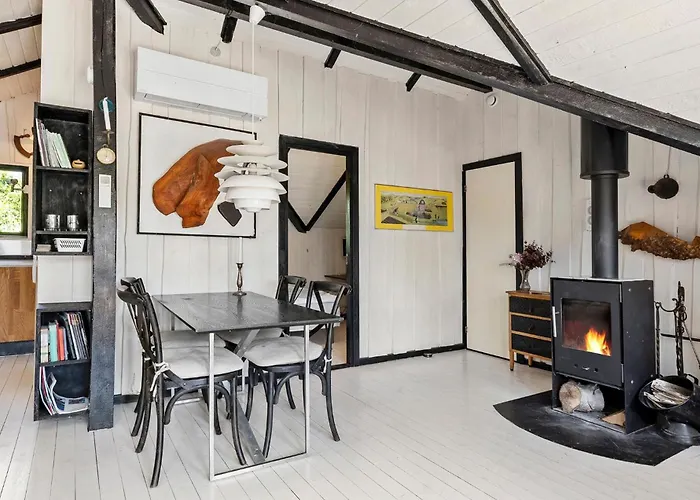 Semesterbostad 3 Bedroom Amazing In Dannemare